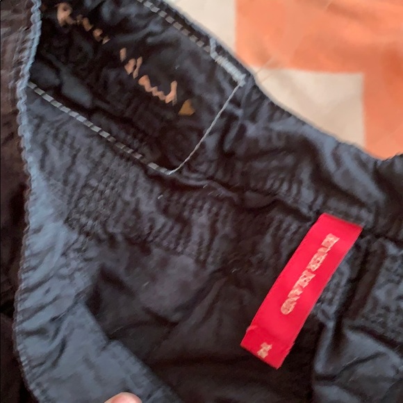 Shorts - Picture 2 of 8